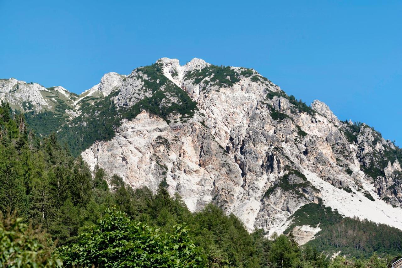 Apartments Armeri Black Dolomites San Vigilio Di Marebbe Eksteriør bilde